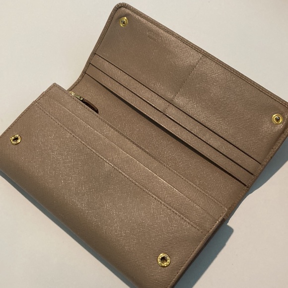 Prada Wallet *Chain Sold Separately* - Picture 4 of 10